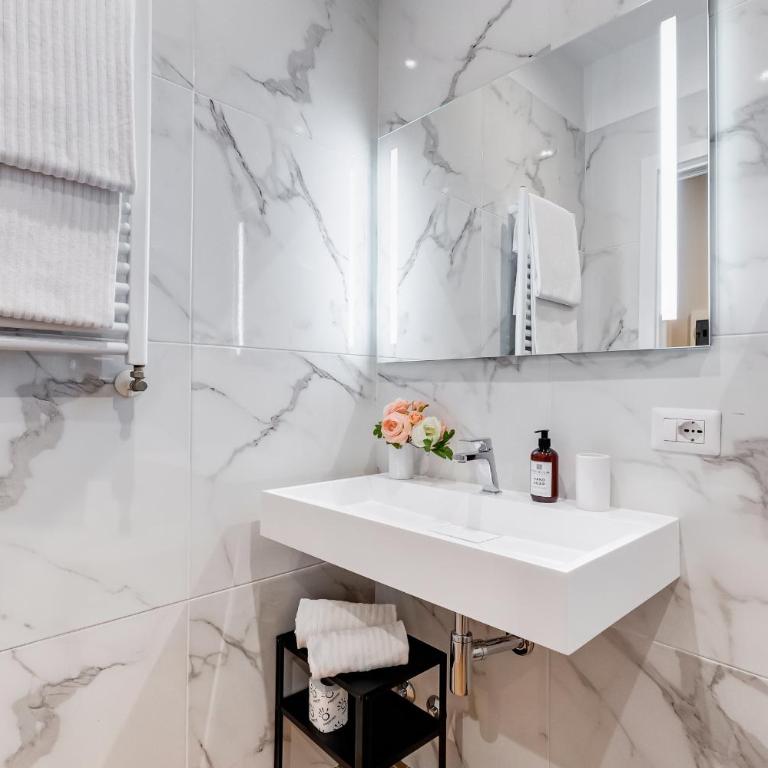 Muzio 48 Private Suites by Premium Suites Collection - Dreibettzimmer - 4