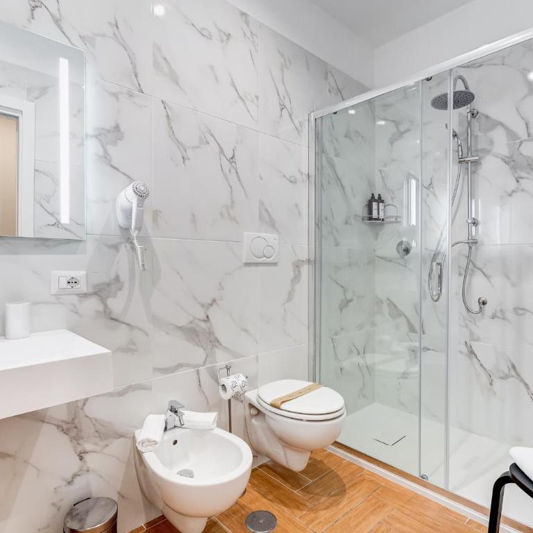 Muzio 48 Private Suites by Premium Suites Collection - Dreibettzimmer - 12