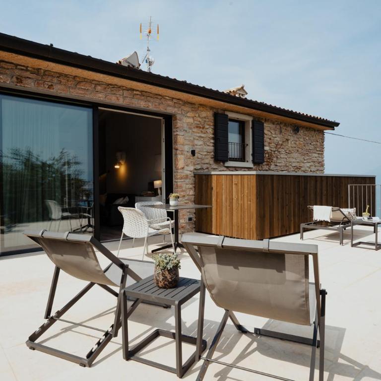 FAVAI HILLS your secret hideaway - Suite Surpise - 2
