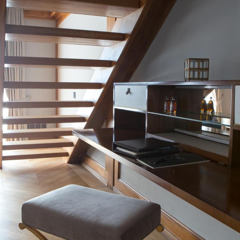Victoria Jungfrau Grand Hotel & Spa - Superior Duplex Suite - 4