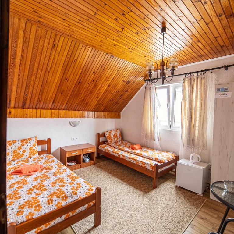 SNAM Rooms&Apartment - Twin Room with Shared Bathroom - 6