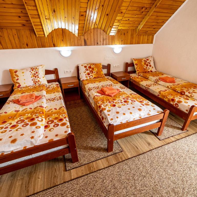 SNAM Rooms&Apartment - Triple Room with Shared Bathroom - 8