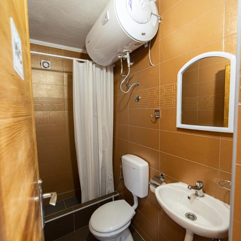 SNAM Rooms&Apartment - Twin Room with Shared Bathroom - 9