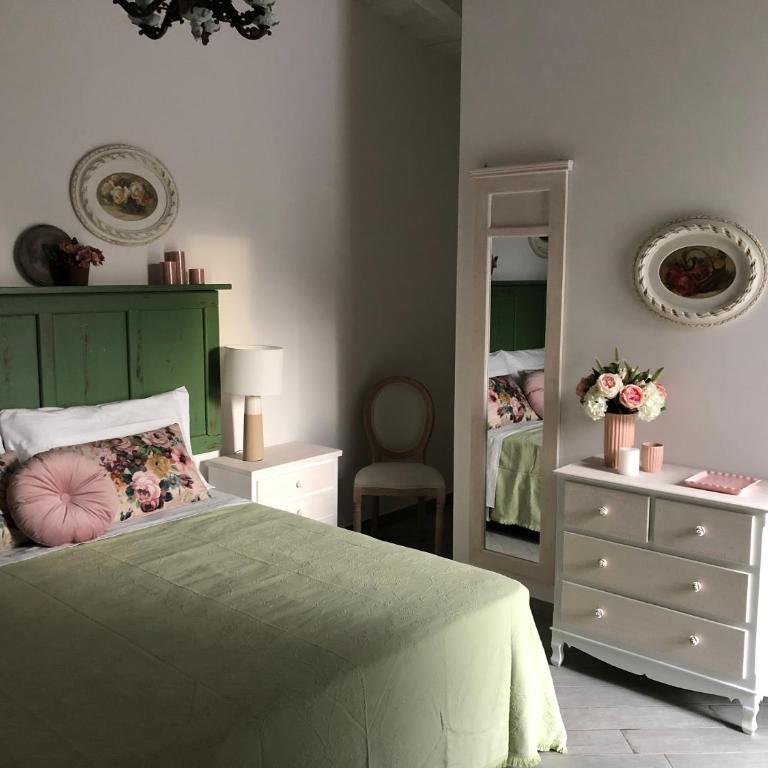 Il Fiore Bianco - Camera Matrimoniale con Bagno Privato - 6