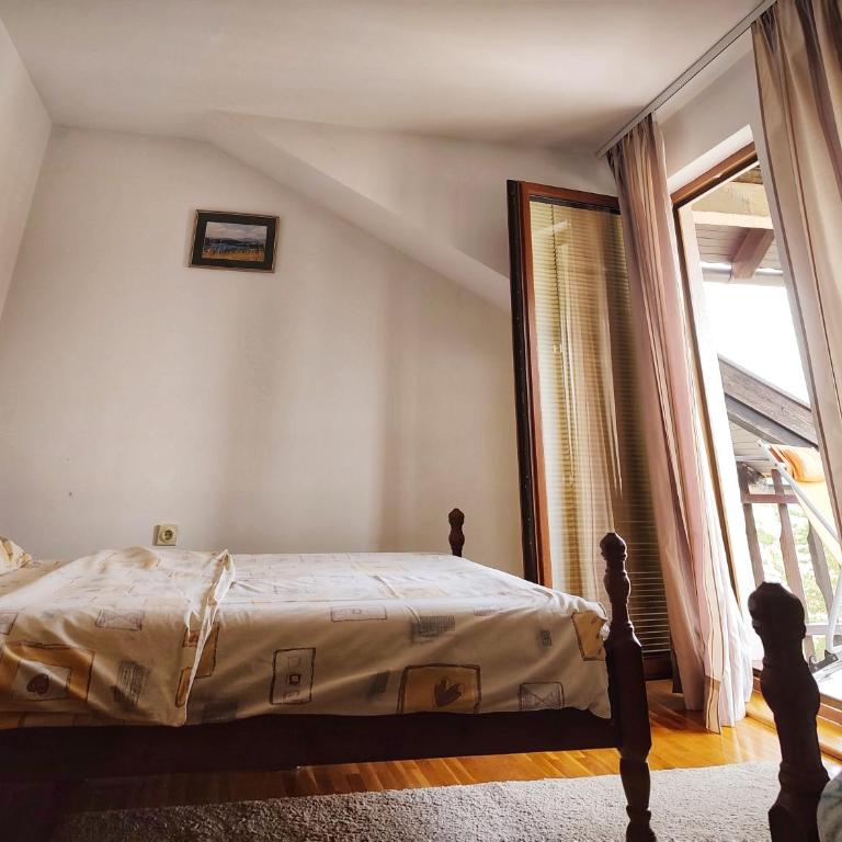 Apartmani Tucovic - Apartman sa Terasom - 8