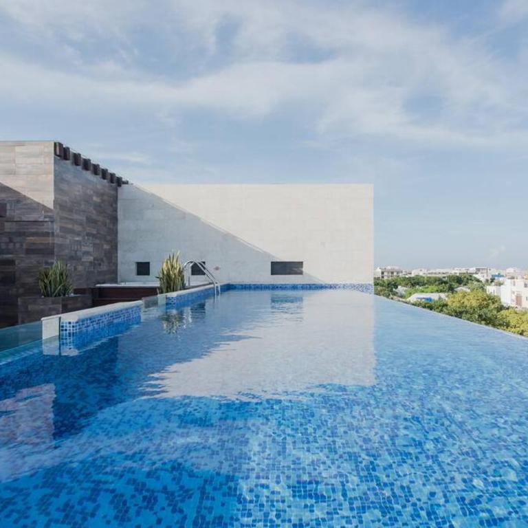 OneBR w Balcony or Small Studio in Playa del Carmen, BBQ, Pool Infinite, Whirlpool, AC, TV Smart, 200mb - Apartment - 1
