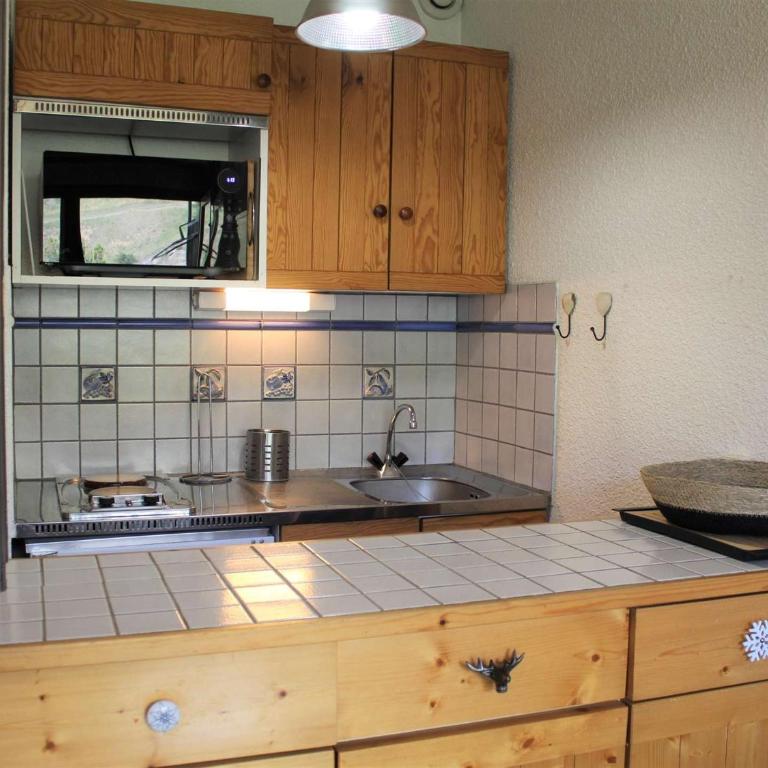 Studio Vars Les Claux, balcon, parking, 200m des pistes - FR-1-330B-197 - Appartamento - 4