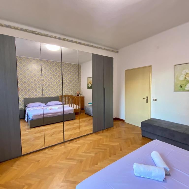 Venice -Mestre Rooms - Camera Matrimoniale con Letto Supplementare - 2
