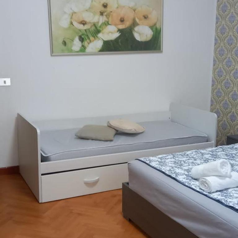 Venice -Mestre Rooms - Camera Matrimoniale con Letto Supplementare - 4