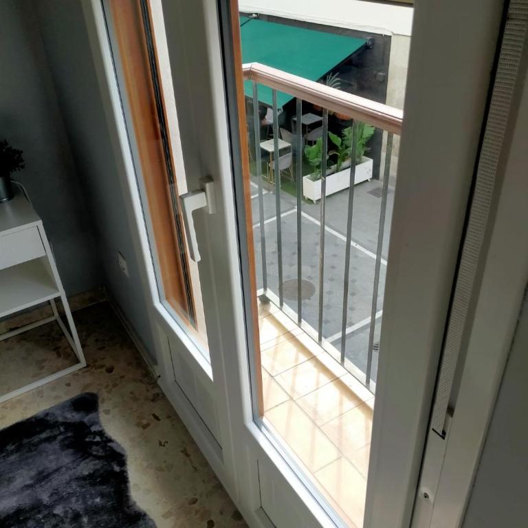 BASTINAZO ALOHADREAM - PREMIUM - La mejor ubicación con Aire Acondicionado, Insonorización, Terraza y Equipamiento en El Puerto de Santa María - Grupo de solo menores de 25 no aceptados salvo fianza adicional - Apartamento - 13