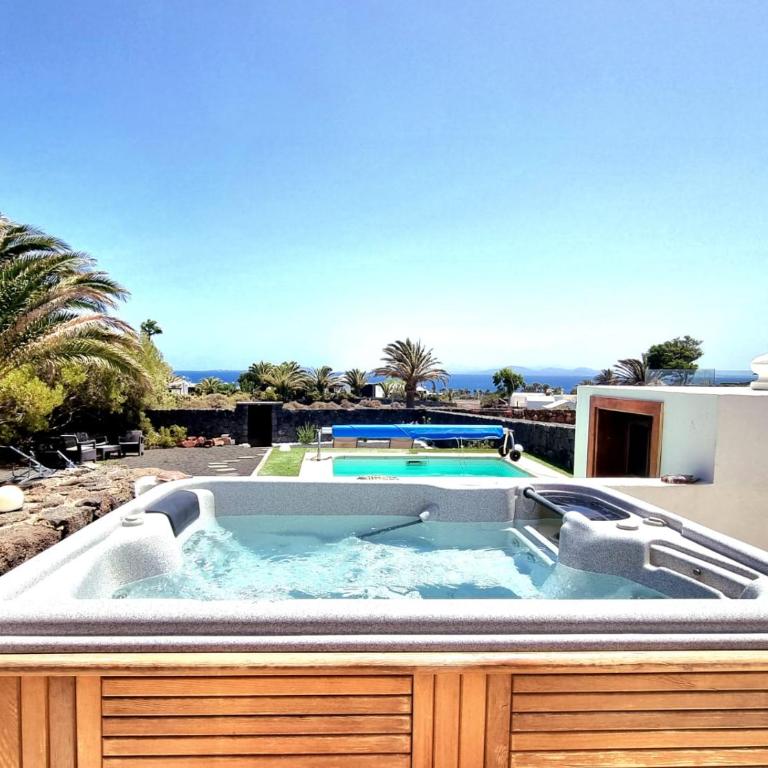 Casa Olgita - Two-Bedroom Villa - 35
