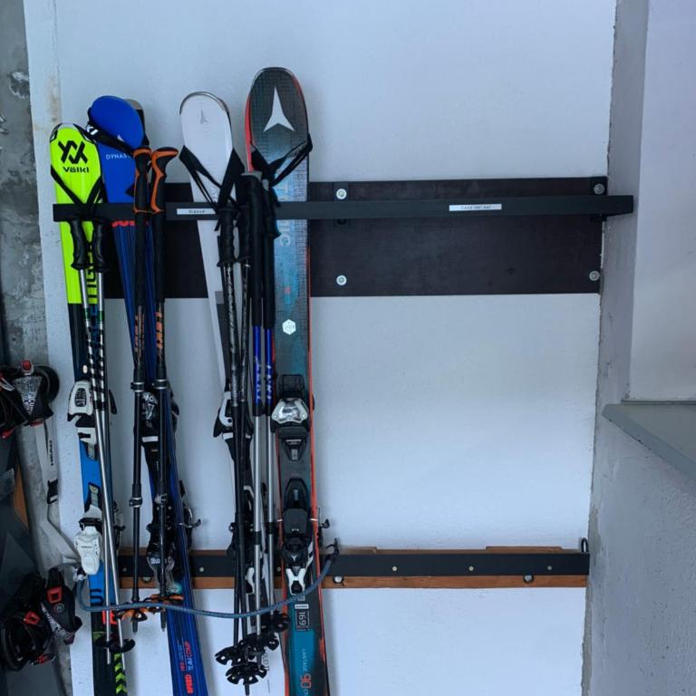 Ferienwohnung - 100m von der Talstation Aletsch Bahnen und Bahnhof Fiesch, BESTE Ausgangslage - Apartment - 33