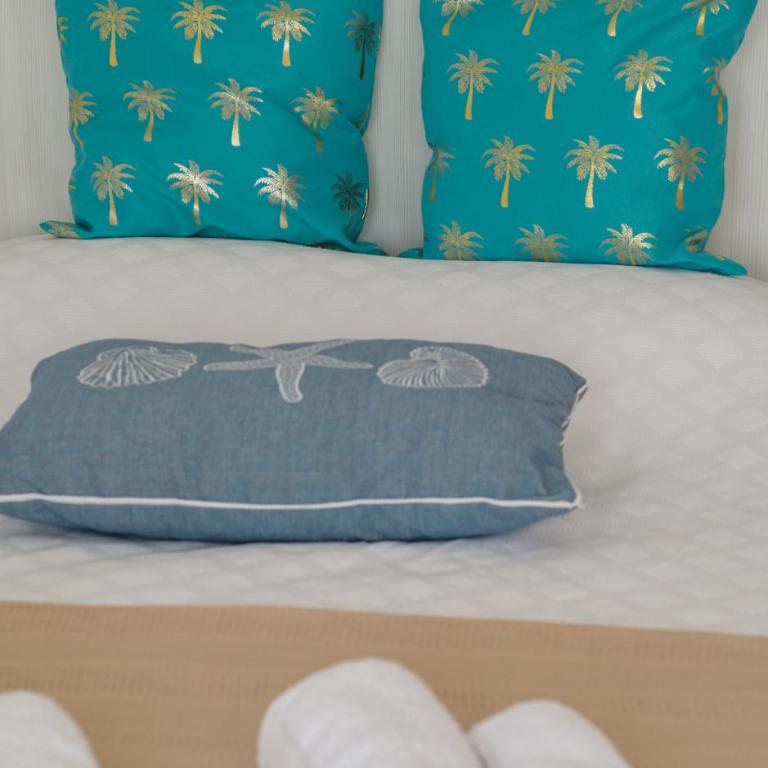 Nely apartments - One-Bedroom Apartment - 10