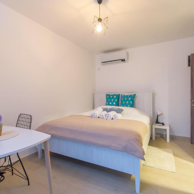 Nely apartments - One-Bedroom Apartment - 13