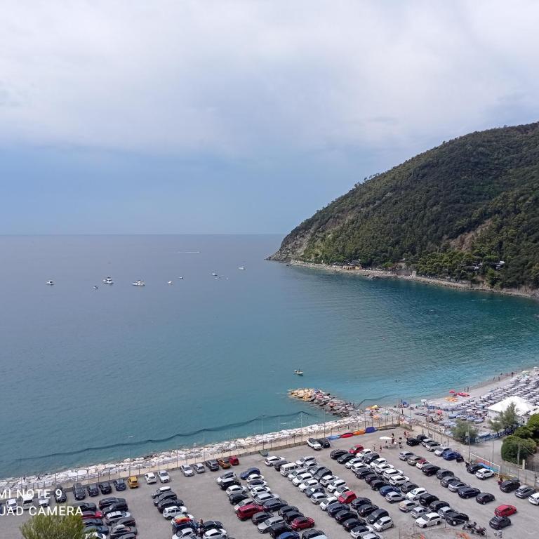 Casafischea 21 Via Venino 21 B - Appartamento con 1 Camera da Letto - 3