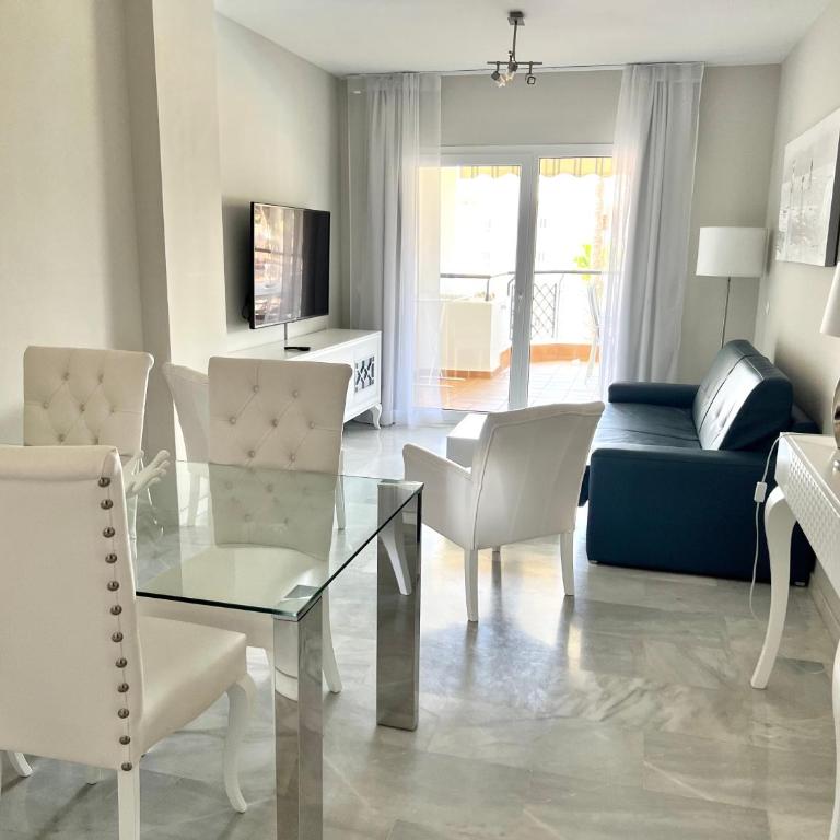 MI CAPRICHO 3-5 BEACHFRONT- Apartment with sea views in Costa del Sol - Apartamento de 2 dormitorios - 24