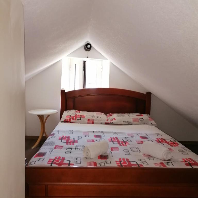 Apartments Đukić - Economy Quadruple Room - 7