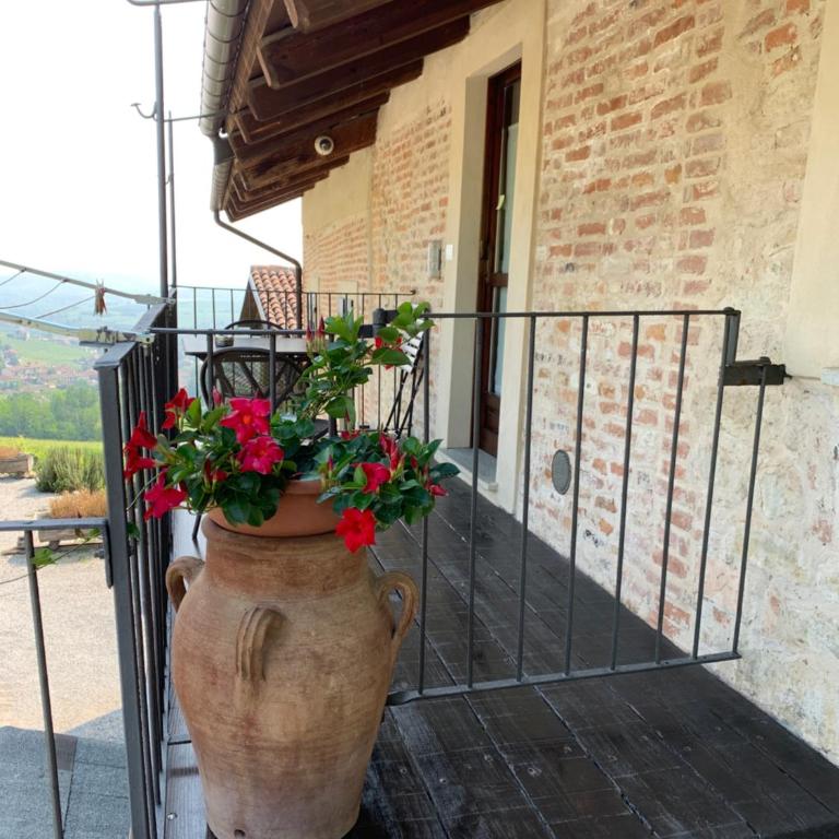 Sul Bric Dei Capalot - Appartamento Standard - 1