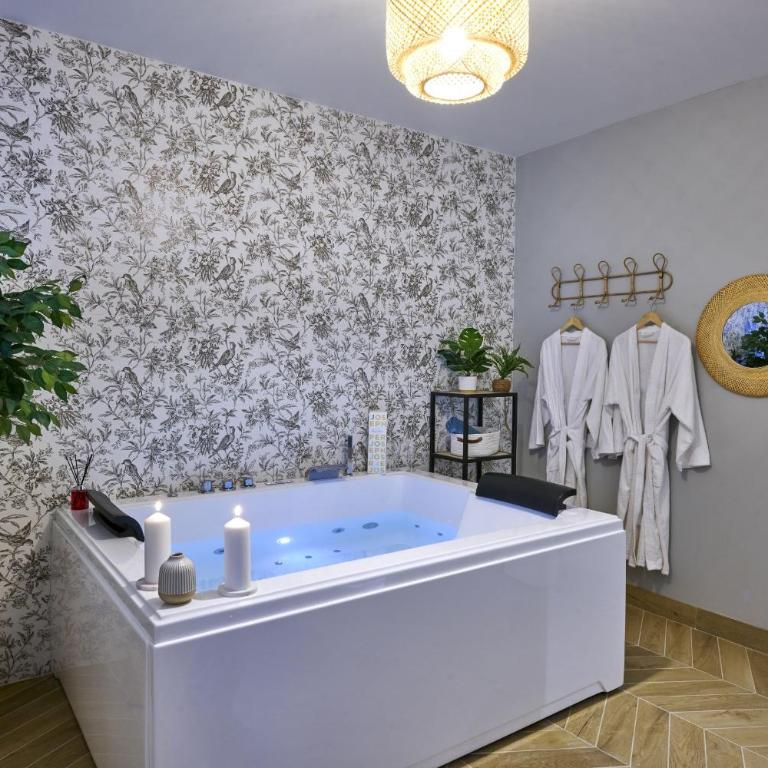 Spa, Love & Relax - Deluxe Apartment - 2