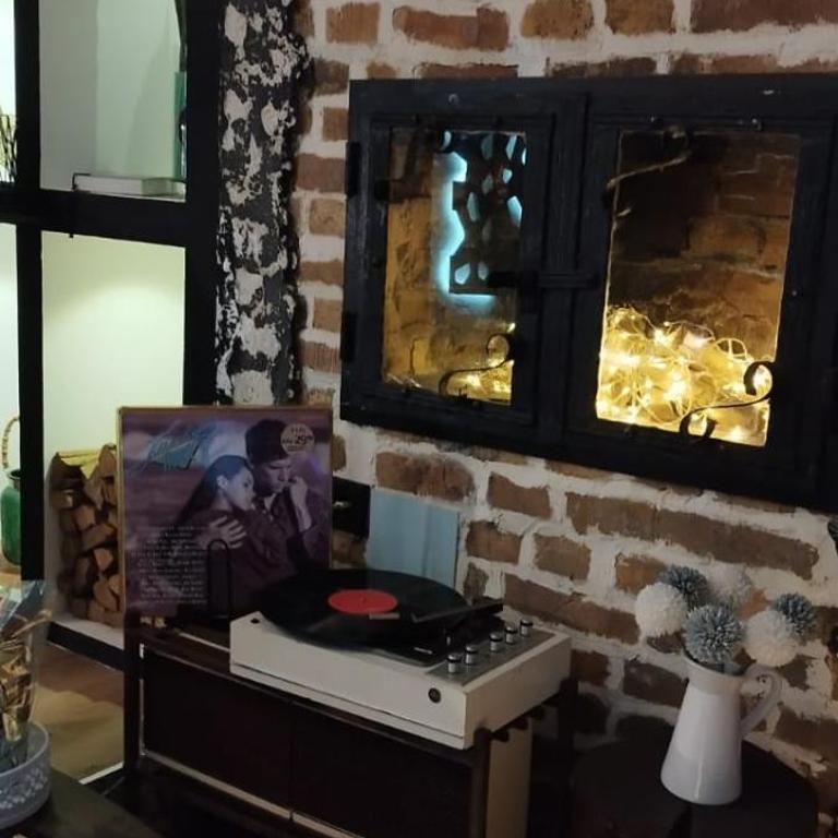 Studio Apartman Black & White Centar Sarajevo free parking - One-Bedroom Apartment - 2