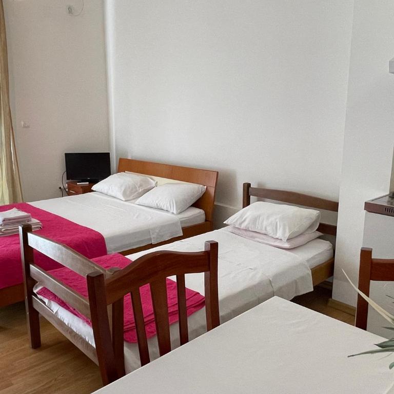 Apartments Milano - Studio with Terrace - 9