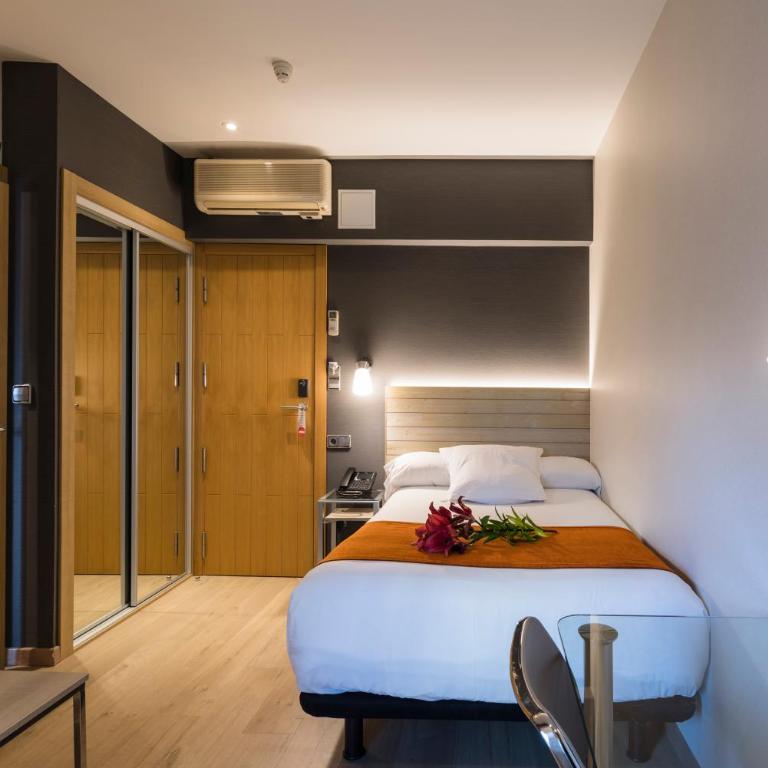Hotel Avenida - Habitación Individual Amplia - 3