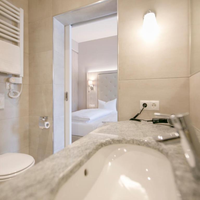 Hotel Sailer - Camera Comfort Economy - 3