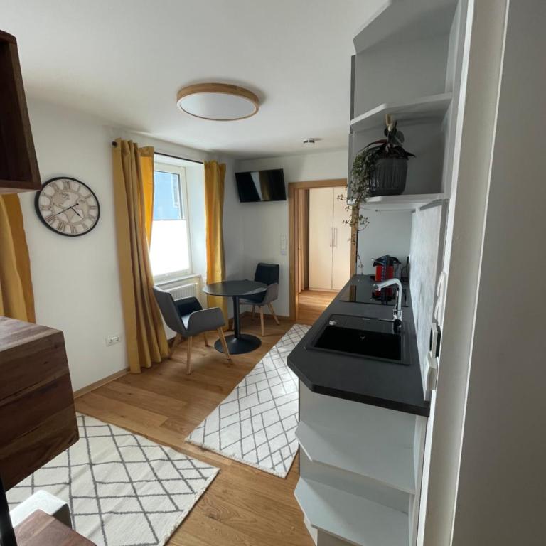 Mini-Apartment Admont - Apartment mit 1 Schlafzimmer - 3