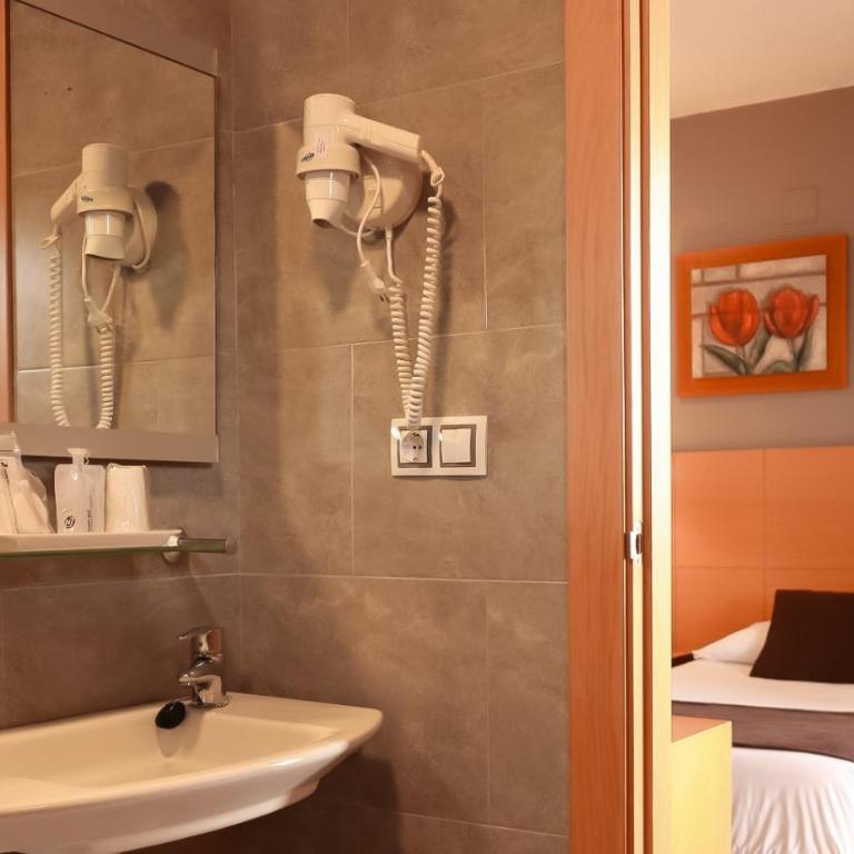La City Estación - Single Room with Terrace - 7