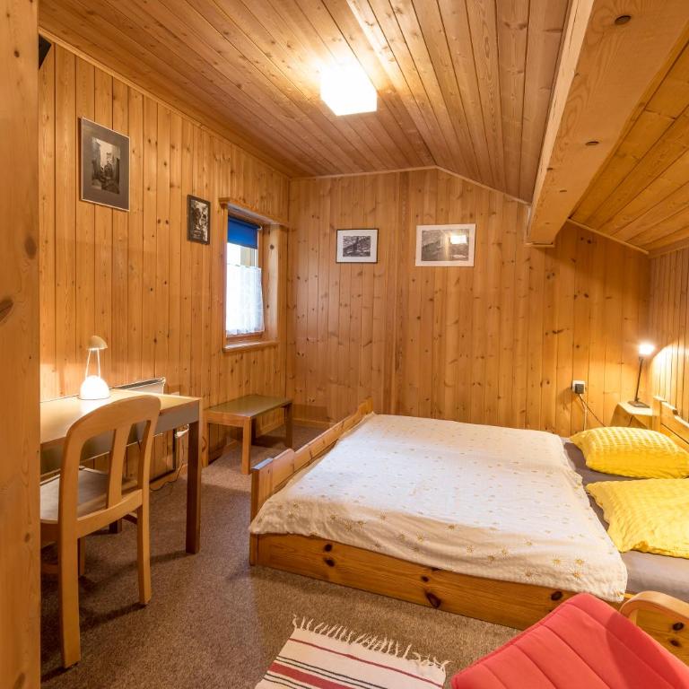 B&B Pranzaira, Strada Cantonale 211, Vicosoprano - Doppelzimmer mit Gemeinschaftsbad - 1