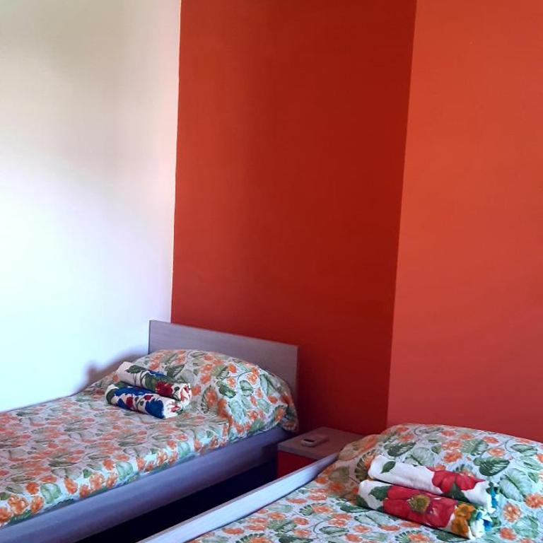 Residence Corso 50 - Camera Doppia con Letti Singoli - 2