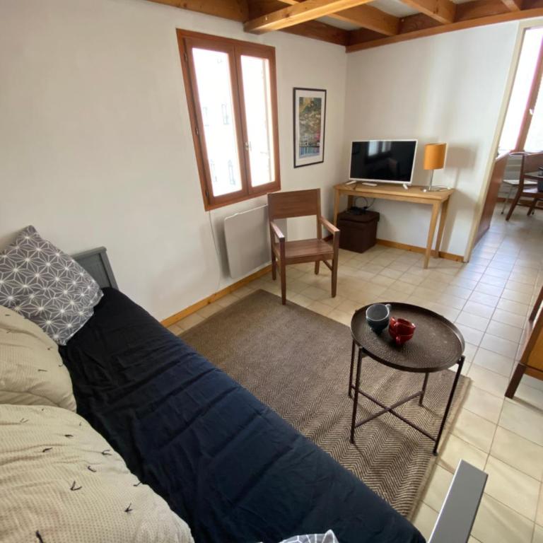 Duplex Arago au coeur de Sète, comme une petite maison - Apartamento de 3 dormitorios - 50
