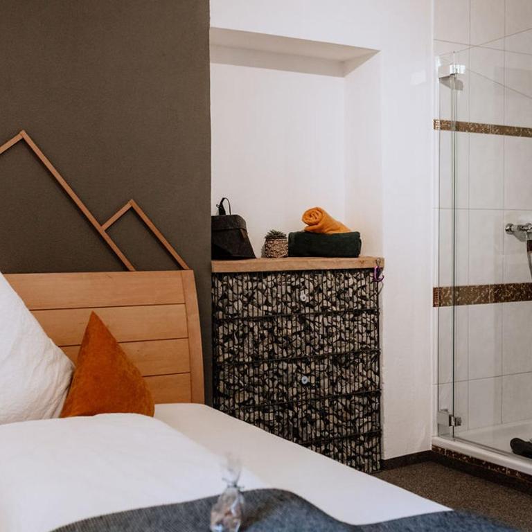 Das Schutzhaus-Bed and Breakfast-Dein Basislager im Salzkammergut - Economy Doppelzimmer - 19