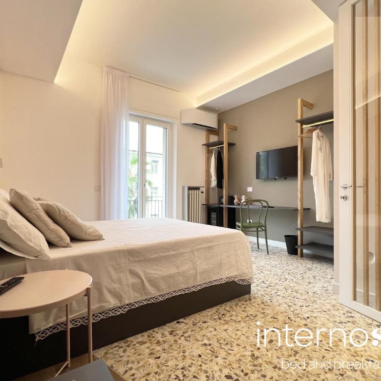 Interno Sei B&B - Camera Matrimoniale con Balcone - 20