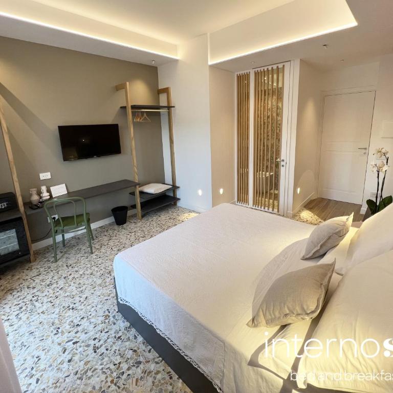 Interno Sei B&B - Camera Matrimoniale con Balcone - 21