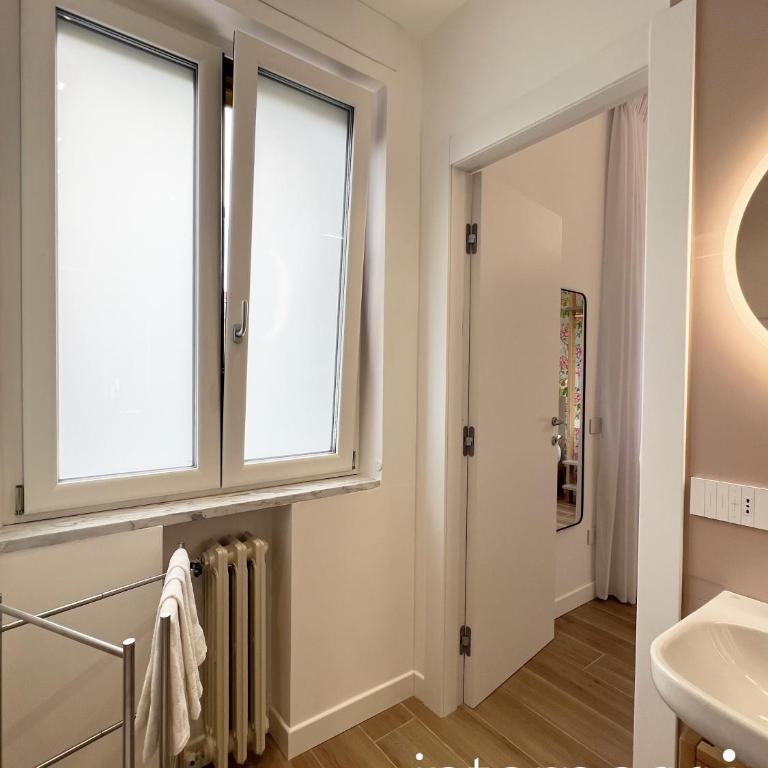 Interno Sei B&B - Camera Tripla - 14