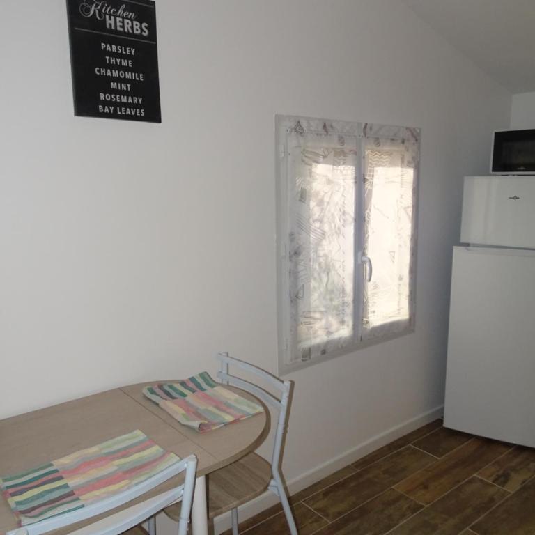 Maisonnette OCELIA 2 personnes Port de la Madrague - Maison 1 Chambre - 17