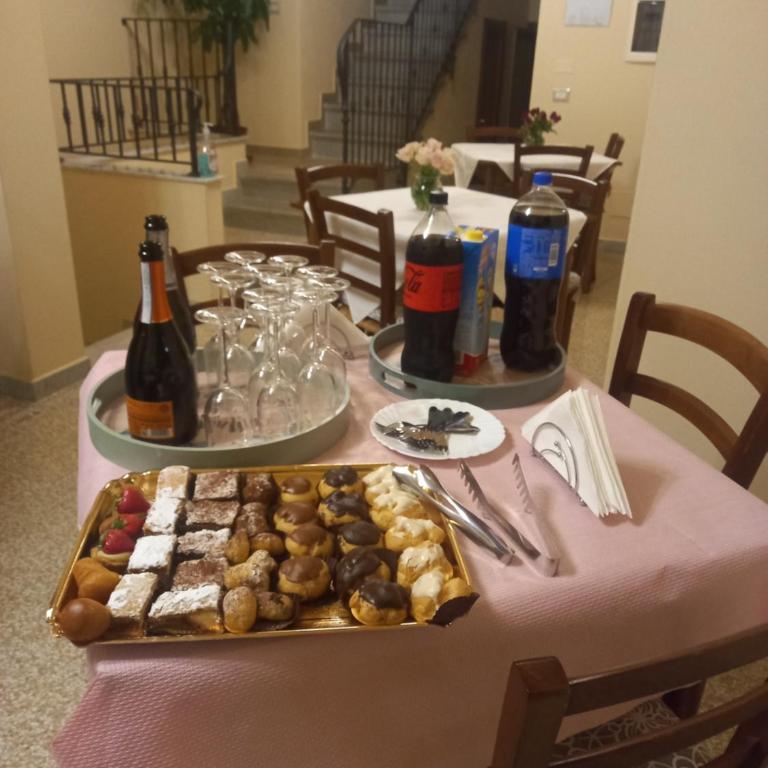 BnB Villa Melany vicino Centro - Camera Matrimoniale con Balcone - 15
