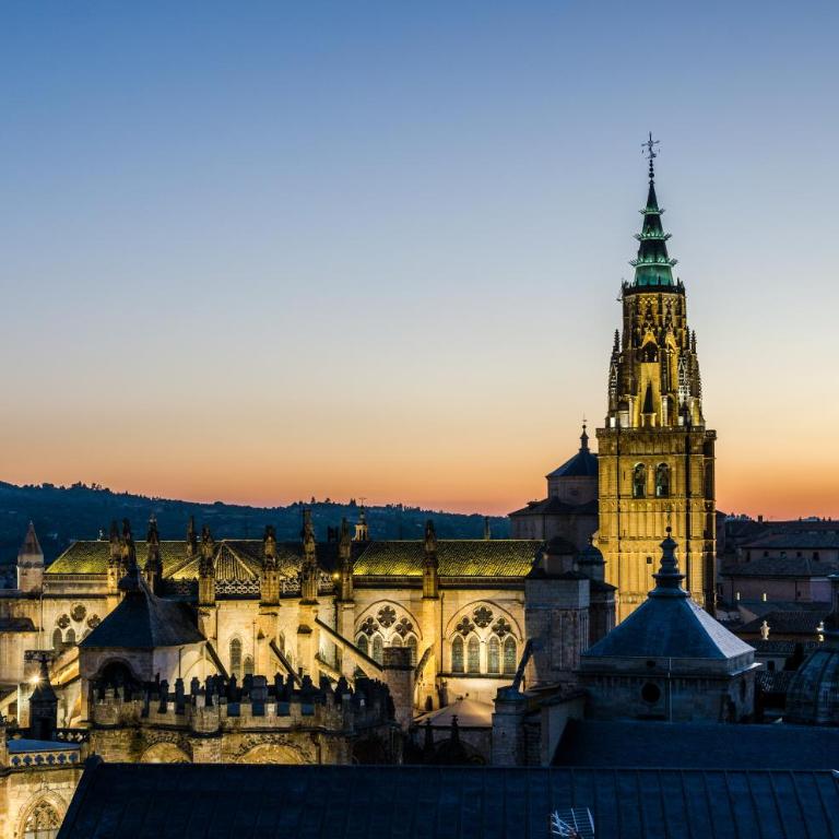YIT Conquista de Toledo - Habitación Doble con vistas a la catedral - 1 o 2 camas - 6