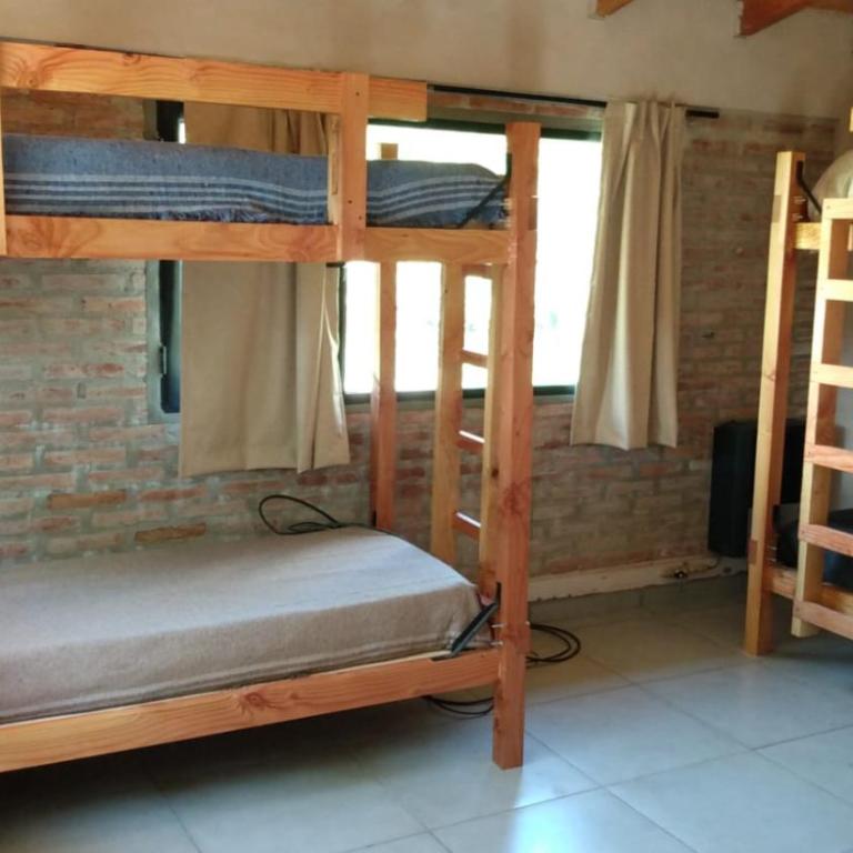 PUERTO HOSTEL - Habitación Cuádruple - vistas al jardín - 9