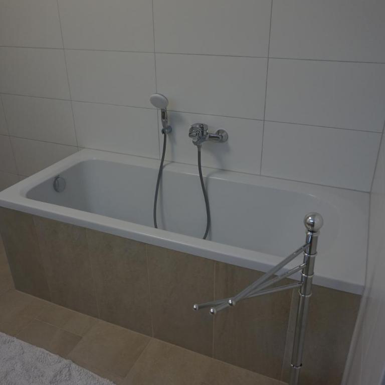 Ferienwohnung Karasek Deluxe - Apartment mit Seeblick - 28