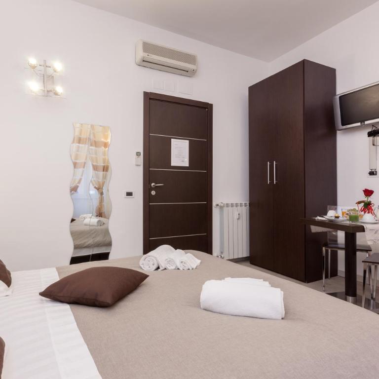 Relais 155 Guest House - Double Room with Private Bathroom - 5