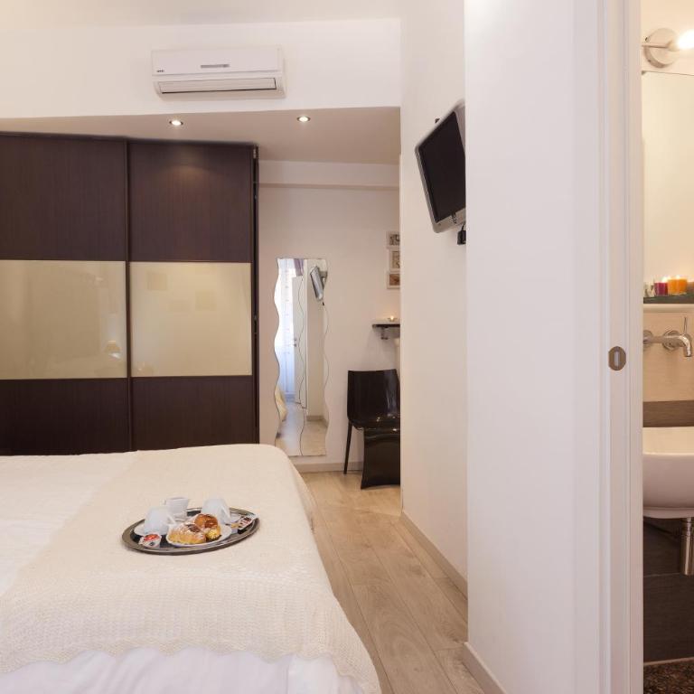 Relais 155 Guest House - Triple Room with Private Bathroom - 13