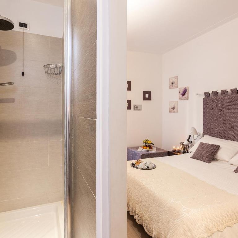 Relais 155 Guest House - Triple Room with Private Bathroom - 14