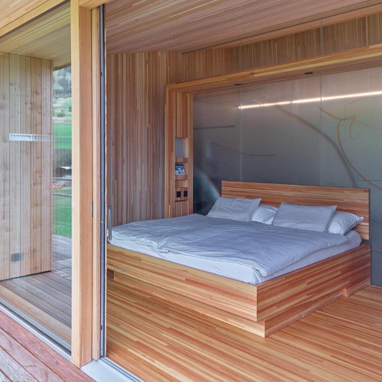 Hotel Glocke - Deluxe Doppelzimmer mit Balkon - 8