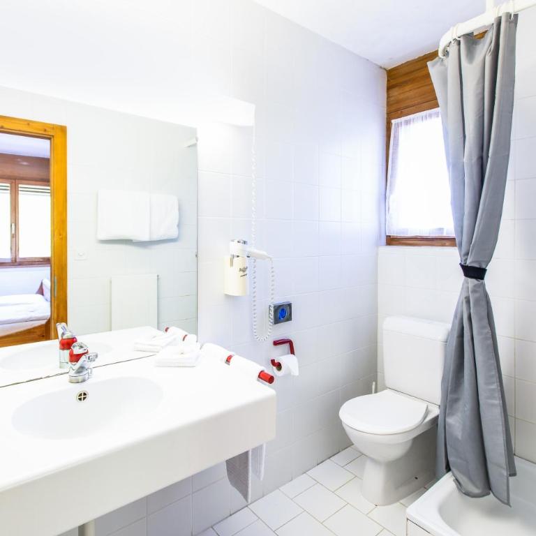 Hôtel Magrappé - Chambre Double avec Vue sur les Pistes - 1