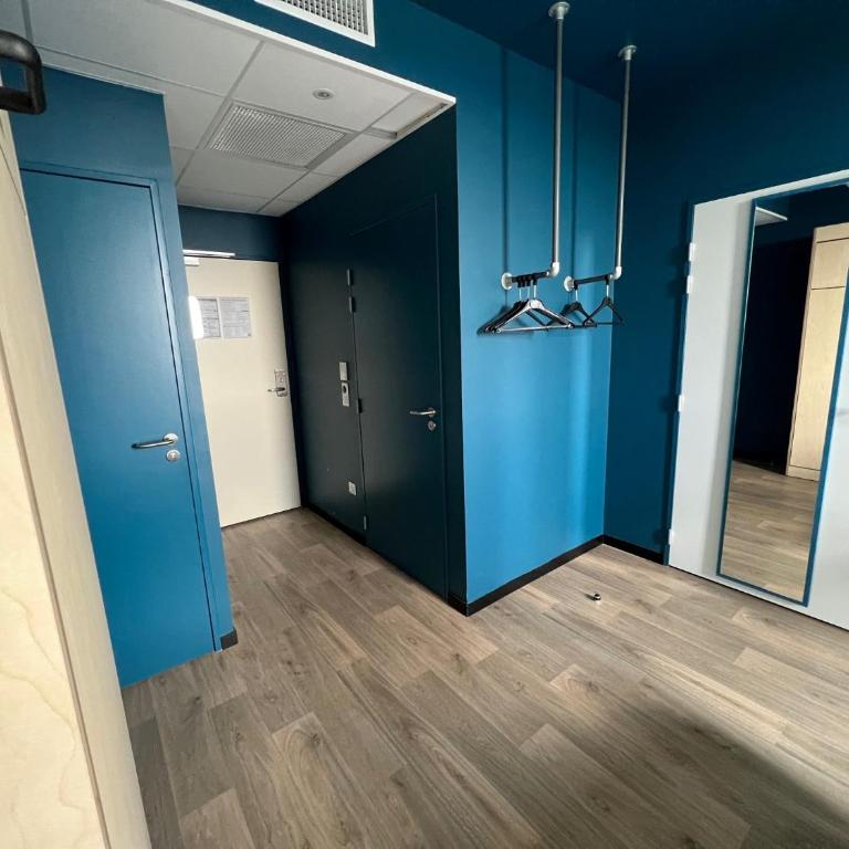 ibis budget Nancy Laxou - Chambre Triple avec 1 Lit Double et 1 Lit Simple - 6
