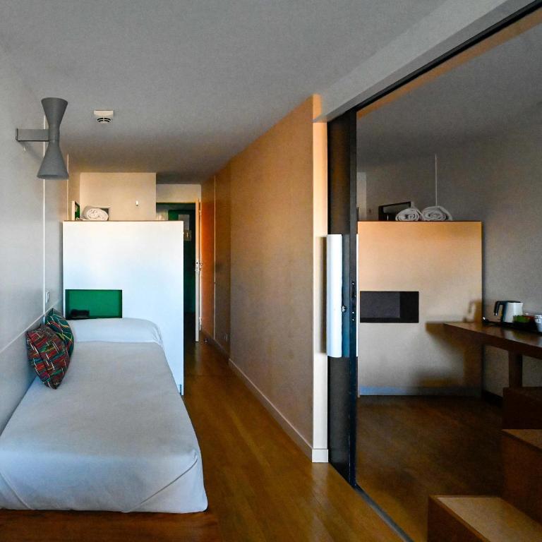 Hotel le Corbusier - Chambre Triple - Vue sur Jardin - 2