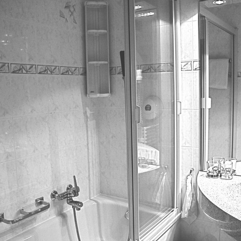 Hotel Bristol - Doppelzimmer mit Bergblick - 1