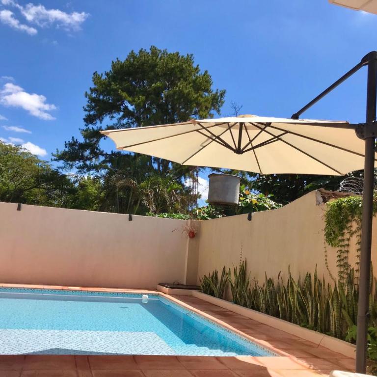 Colibrí Hostel - Deluxe Queen Room - 1